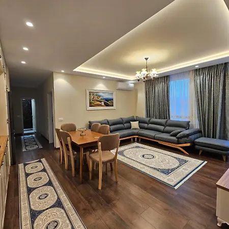 Luxury Guests * Τίρανα
